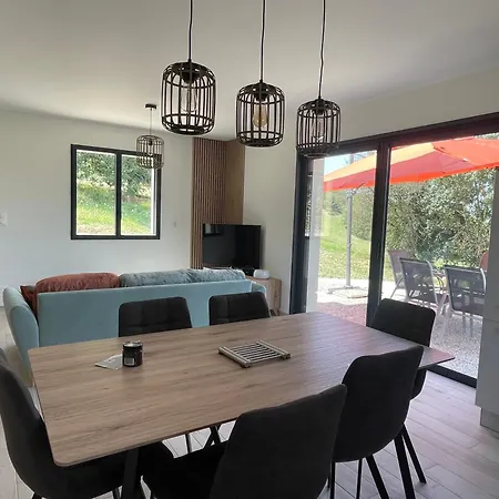 Holiday home Le Bas Des Poujades