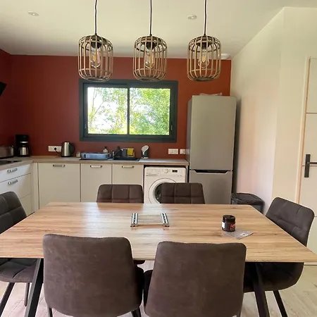 Holiday home Le Bas Des Poujades *