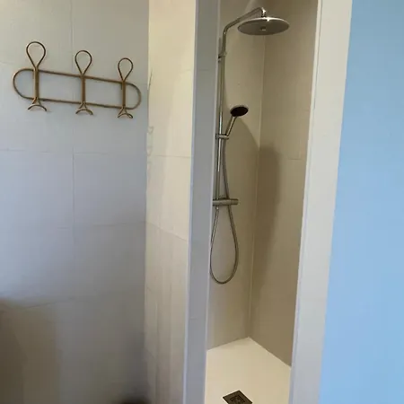 Holiday home Le Bas Des Poujades Reilhaguet