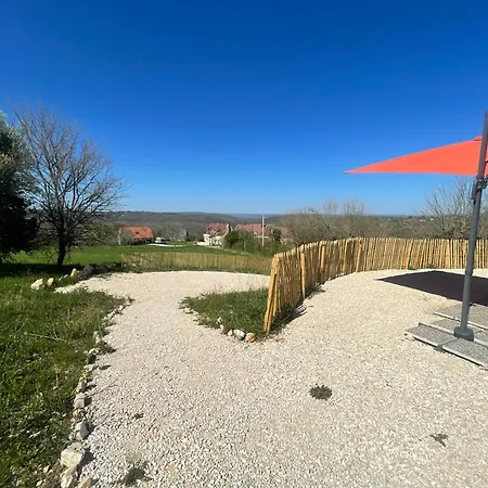 Le Bas Des Poujades * Reilhaguet