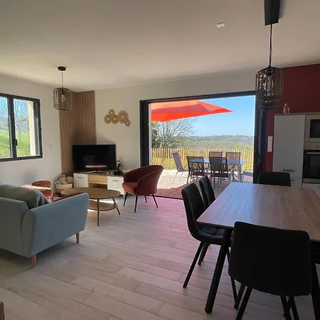 Le Bas Des Poujades Reilhaguet