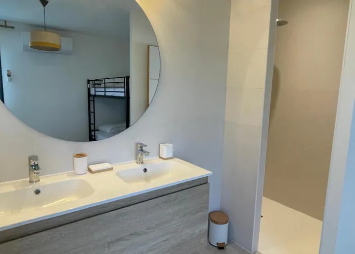 Ferienhaus Le Bas Des Poujades Reilhaguet