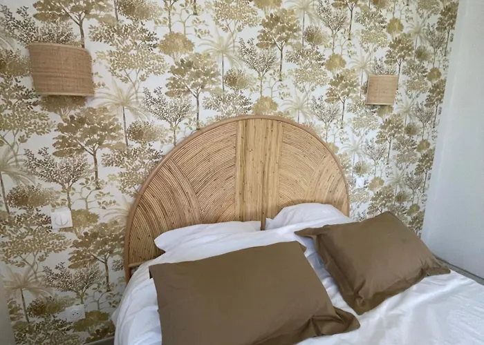 Le Bas Des Poujades Ferienhaus *