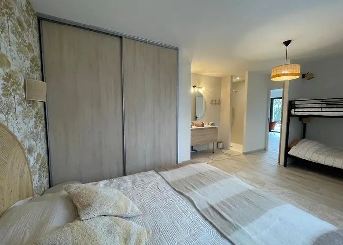 Ferienhaus Le Bas Des Poujades Reilhaguet