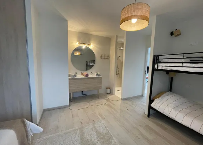 Le Bas Des Poujades Ferienhaus Reilhaguet