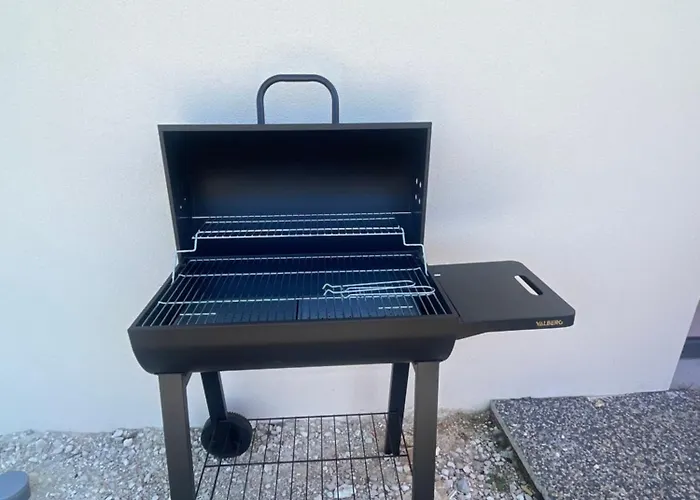 Le Bas Des Poujades Ferienhaus