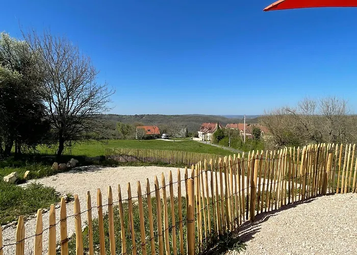 Le Bas Des Poujades Ferienhaus Reilhaguet