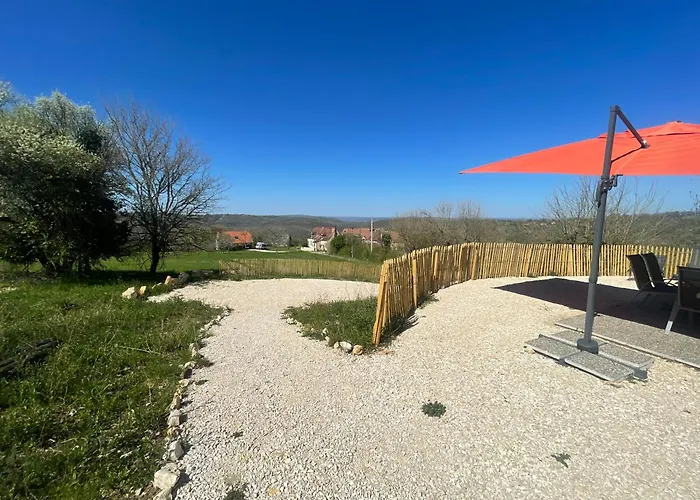 Le Bas Des Poujades * Reilhaguet