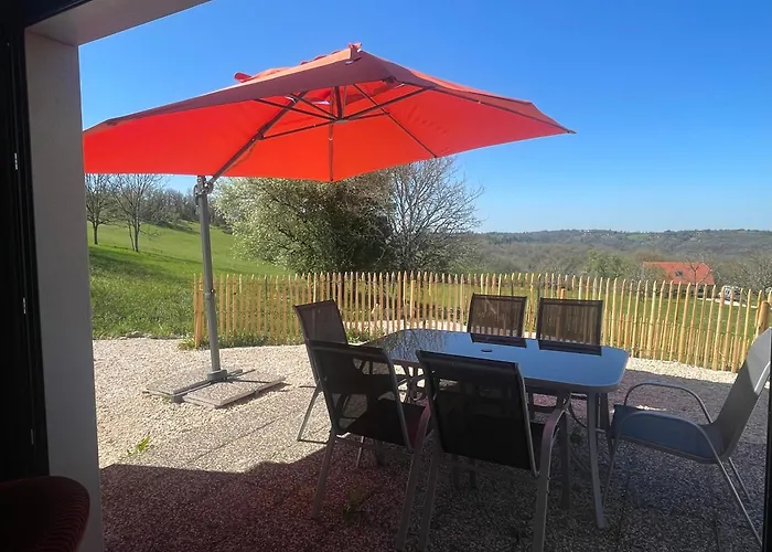 Le Bas Des Poujades Feriehus *